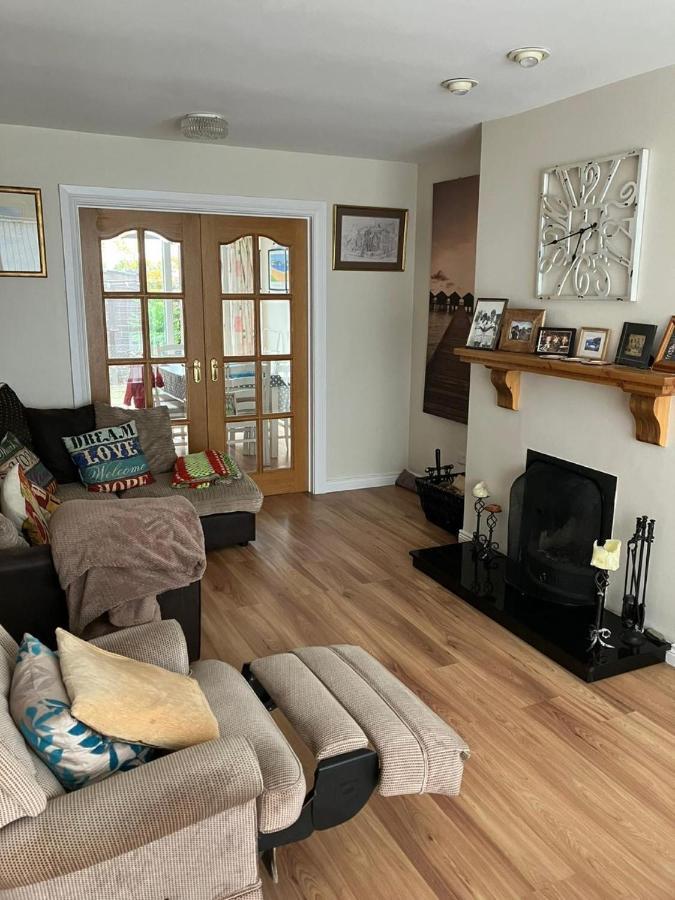 Strand Cottage, Ballycastle. Modern Home Kültér fotó