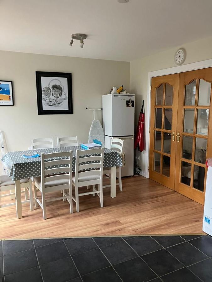 Strand Cottage, Ballycastle. Modern Home Kültér fotó